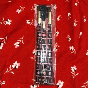 Estée Lauder mini brush set